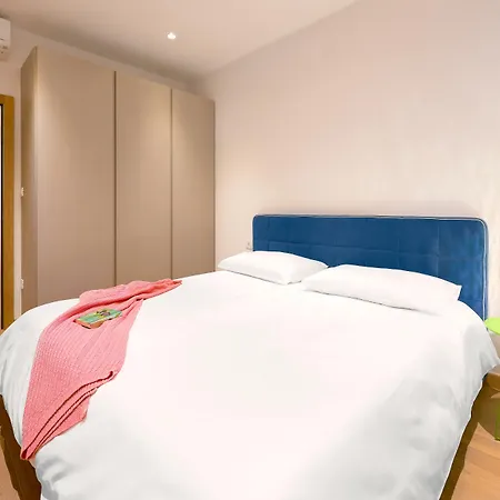 Apartment Luxury Collection Centre