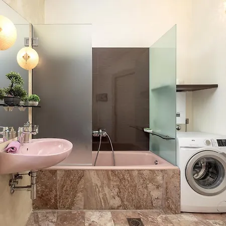 Apartment Luxury Collection Centre